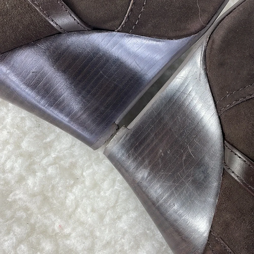 TORY BURCH ANKLE BOOTS - Picture 9 of 13